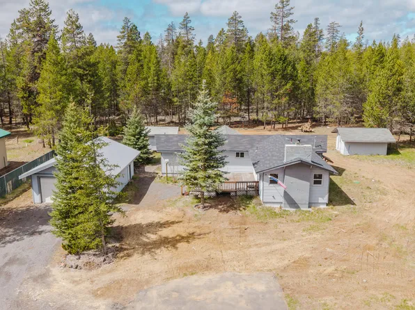 52643 Center Dr, La Pine, OR 97739