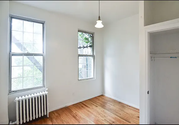 Rented by The Agency | media 9