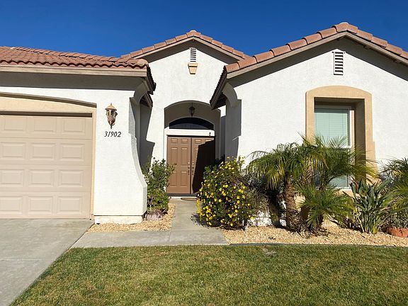 3rd image of 31902 Birchwood Dr