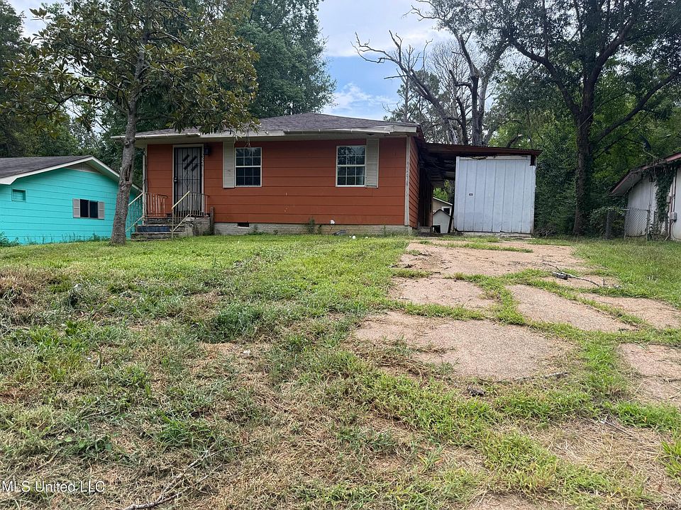 2nd image of 2524 Coronet Pl