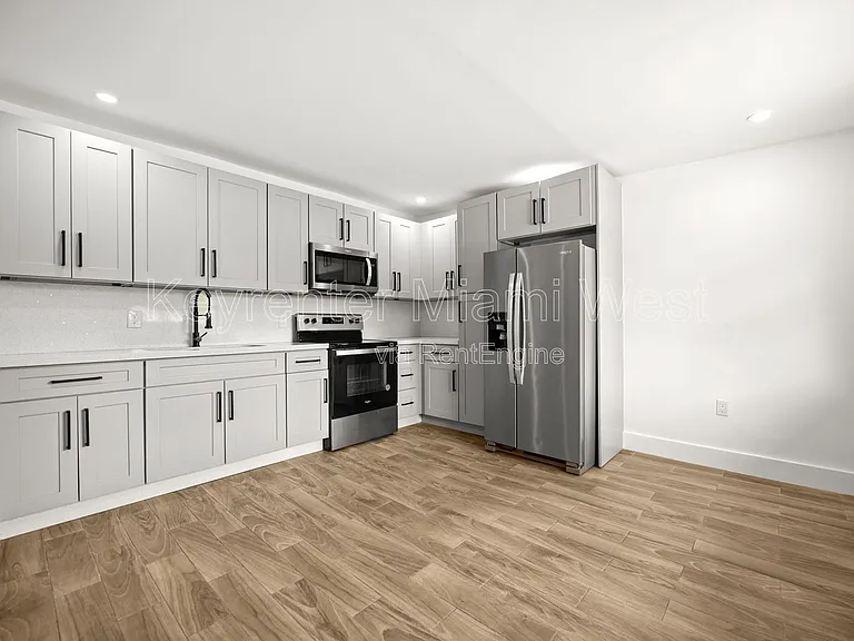 10990 NW 18th Ave #2 — Photo 9