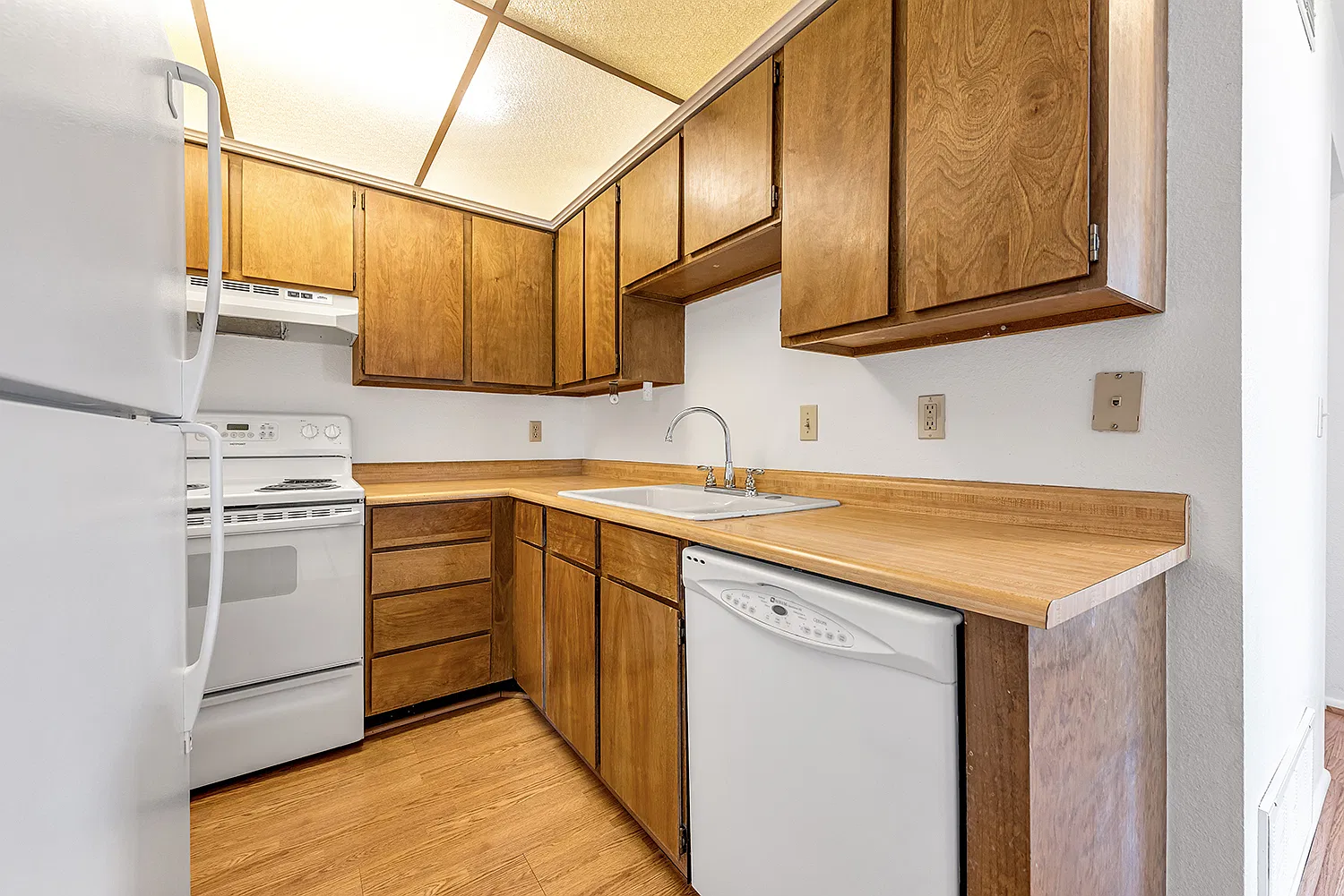 2 bed, 780 sqft, $1,345 — Photo 4