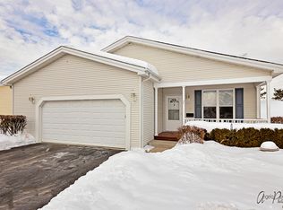 3904 Thistledown Ct, Grayslake, IL 60030