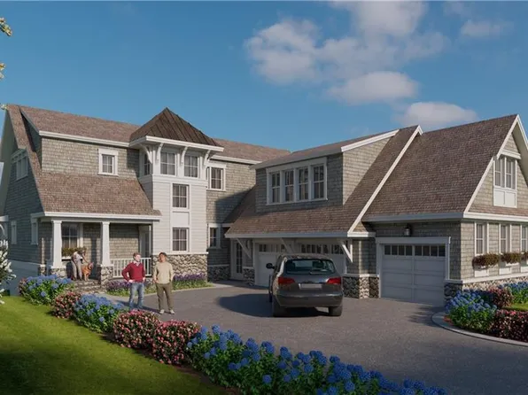 93 Newport Beach Dr, Portsmouth, RI 02871