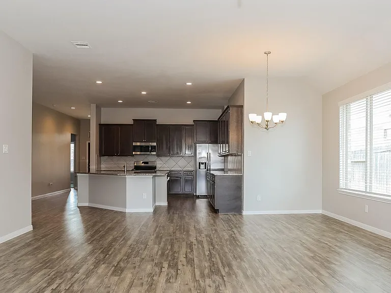 14221 Rainier Peak Xing — Photo 5