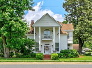 301 E Fordyce St, England, AR 72046