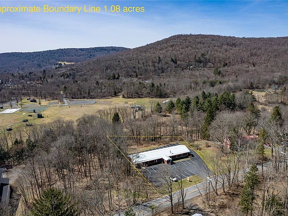 3rd image of 6 Franklin Rd