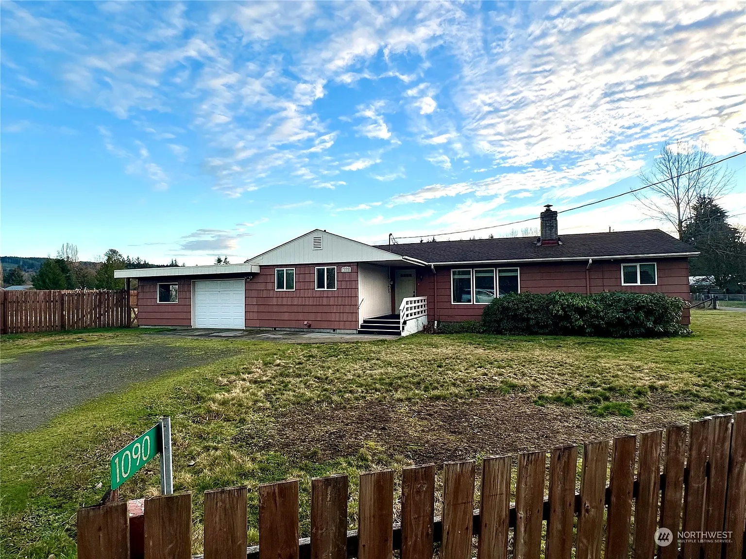 1090 Bogachiel Way photo 1