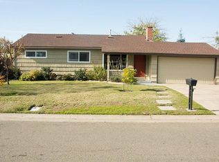 3713 Holloway Ln, Carmichael, CA 95608
