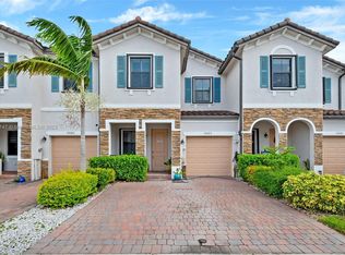 15073 SW 119th Ln, Miami, FL 33196