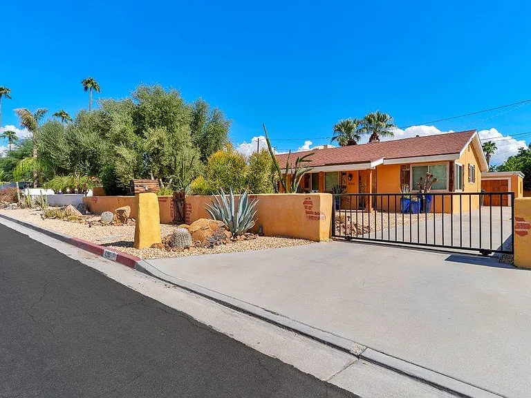 686 N Calle Rolph — Photo 25
