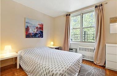 5th image of 408 W 34th St APT 6G