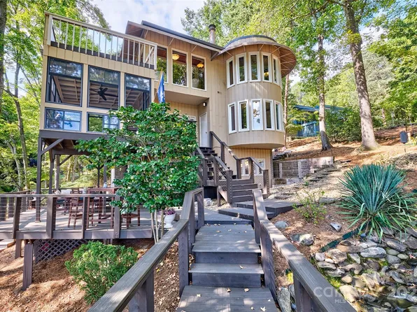 131 Whispering Pines Dr, Clover, SC 29710