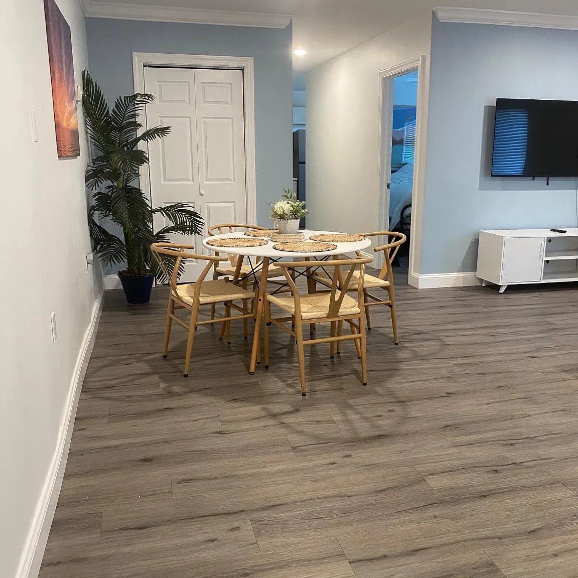 2 bed, 1.0 bath, 950 sqft, $2,000 — Photo 3