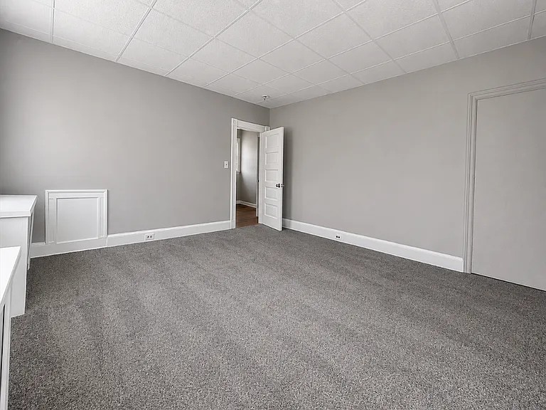 2604 Hamilton Ave — Photo 20