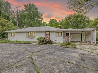 21430 Ireland Rd, South Bend, IN 46614