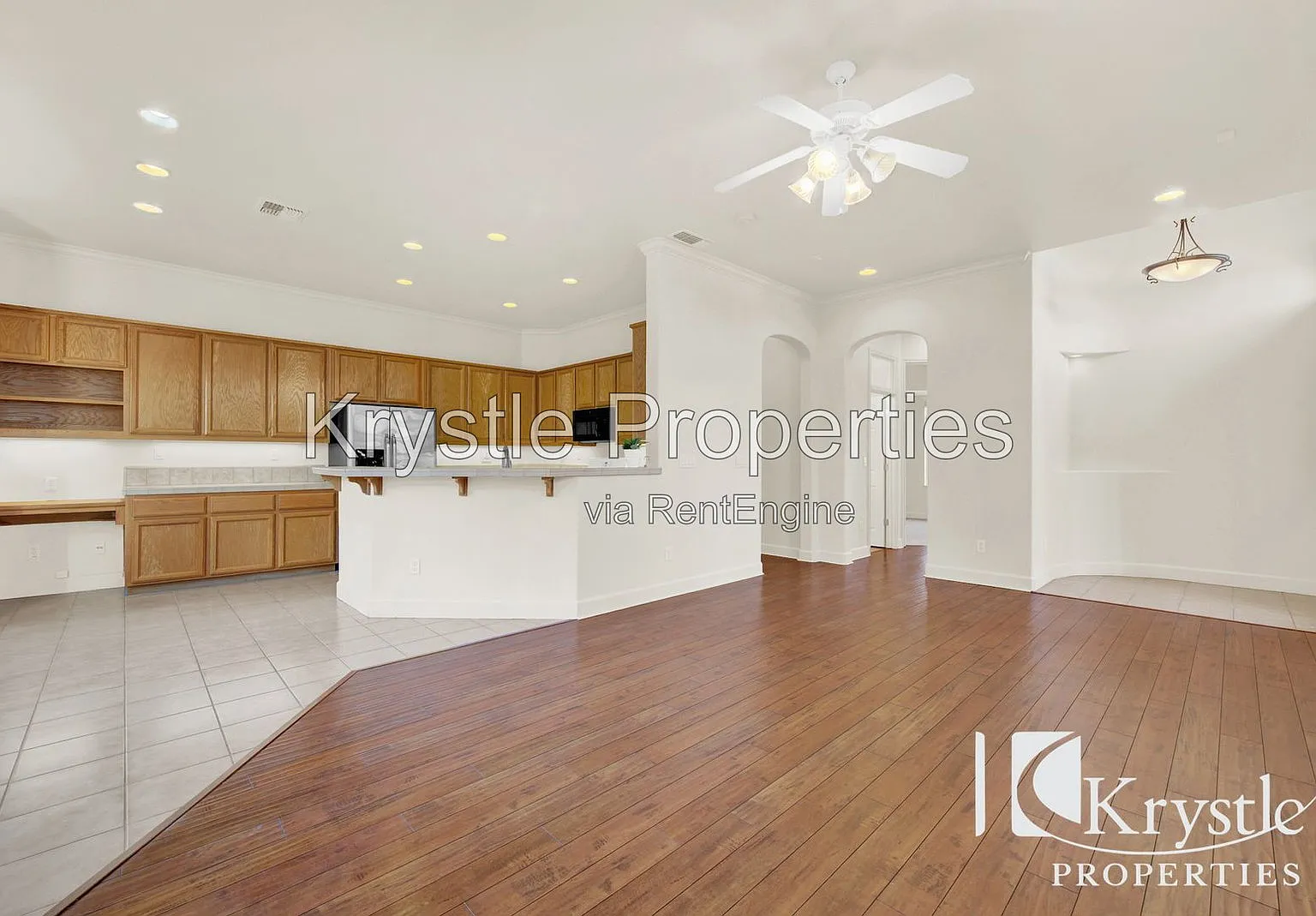 3 bed, 2.0 bath, 1547 sqft, $2,875 — Photo 3