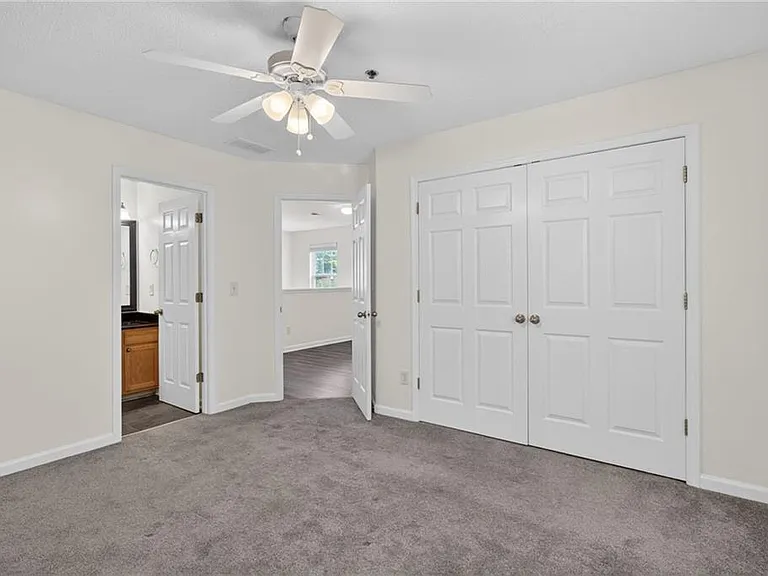 275 Cottonwood Creek Cir — Photo 19