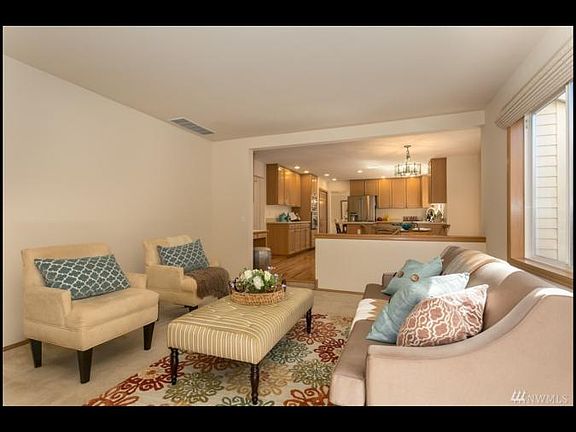 4th image of 23126 NE 14th Ct