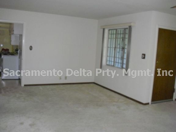5th image of 5291 Lawrence Dr
