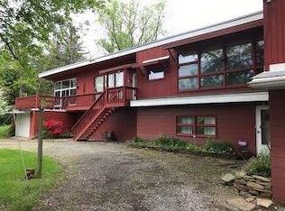 1893 Barclay Hill Rd, Beaver, PA 15009