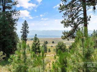 6 Joshua Dr, Cascade, ID 83611