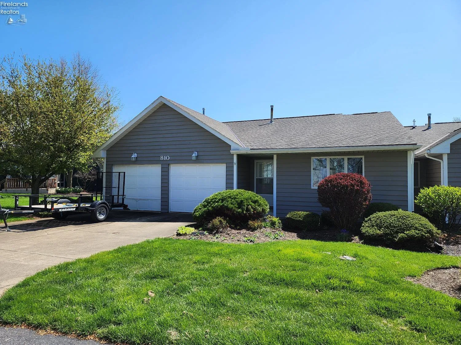 810 Elizabeth Dr photo 1
