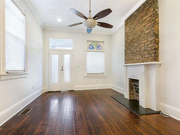 4th image of 3221-23 Banks St