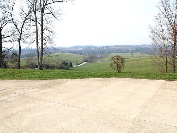 4th image of 1701 Cold Hill Rd