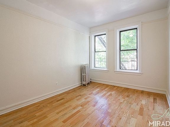 2nd image of 425 Grand Ave APT B1