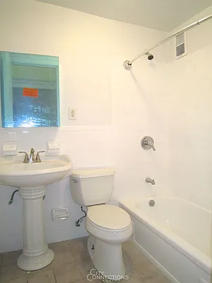 Rented by City Connections Realty | media 26