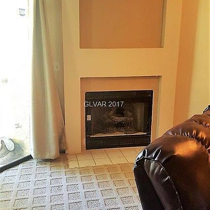 4th image of 940 N Sloan Ln APT 105