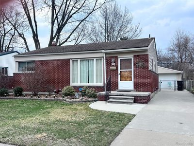 942 E Gardenia Ave, Madison Heights, MI, 48071