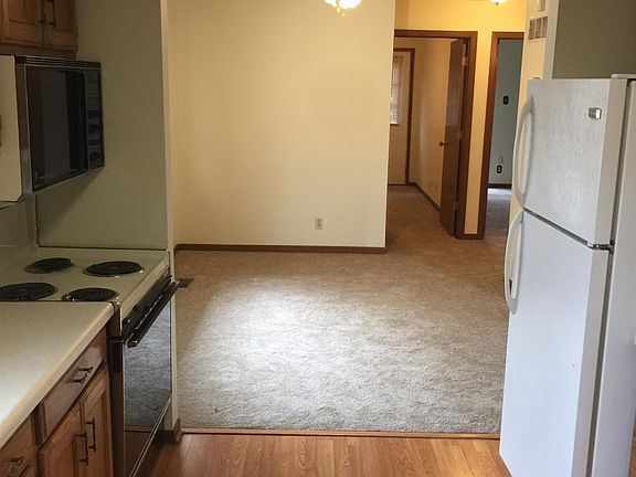 5th image of 431 N Coddington Ave
