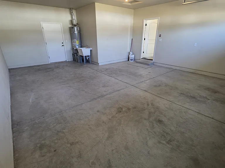 918 SW Blackberry Ln — Photo 16