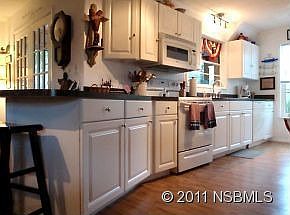 2nd image of 4612 Doris Dr
