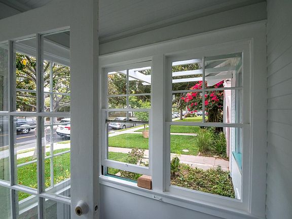 4th image of 1609 Cota Ave