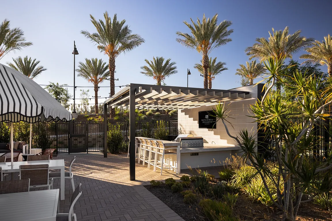Outdoor BBQ and Bar