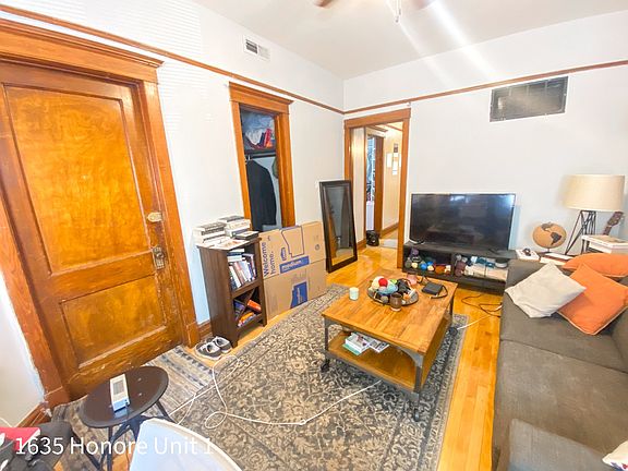 3rd image of 1635 N Honore St #G