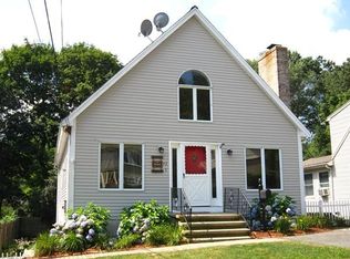 73 Circle Dr, Waltham, MA 02452