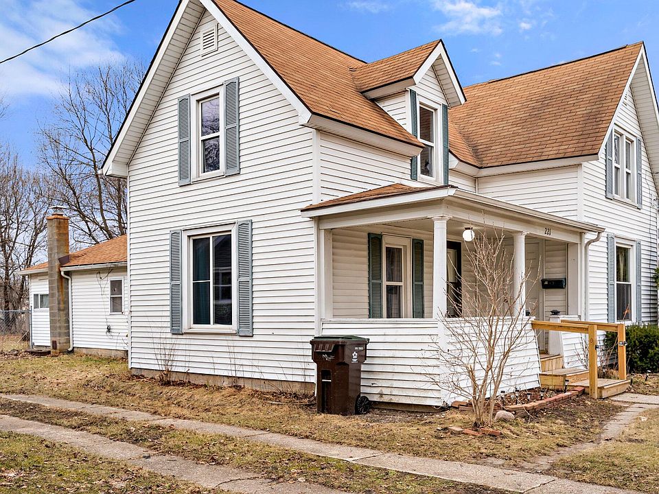 1st image of 221 E Grand Traverse St