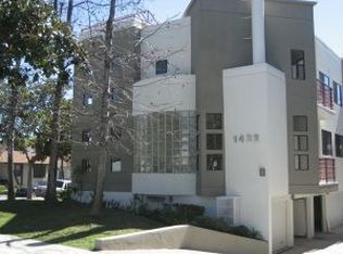 1432 Barrington Way APT 102, Glendale, CA 91206