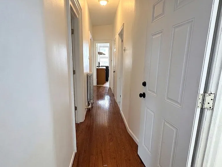 2215 Bruckner Blvd — Photo 12