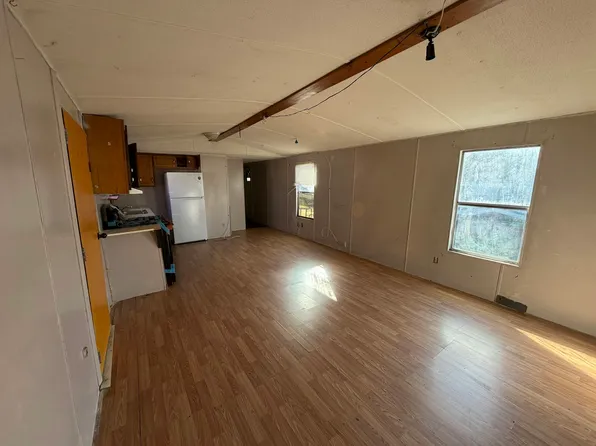 300 Sequoyah Dr NE, Fort Payne, AL