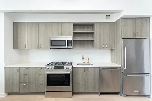 Rented by Greystar | media 24