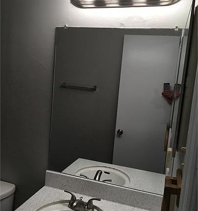 3rd image of 615 Chickadee Dr APT B