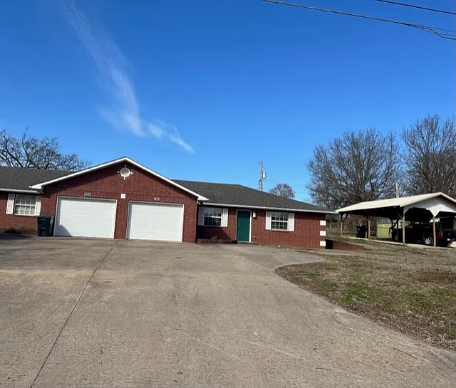 1511 N Vinita Ave — Photo 10