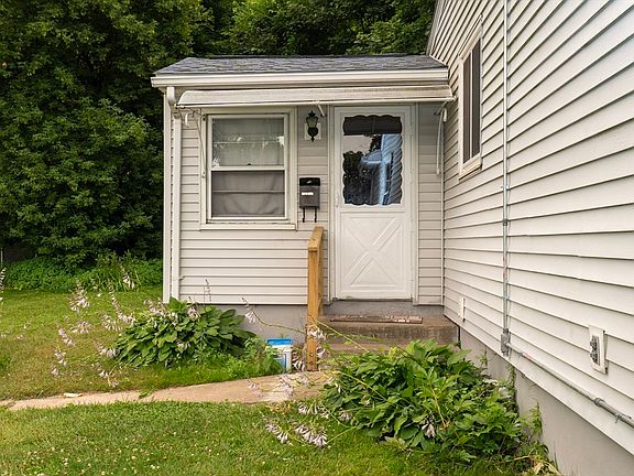 5th image of 159 Roy St