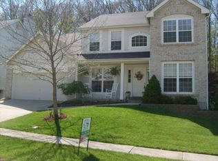 627 Legends View Dr, Eureka, MO 63025