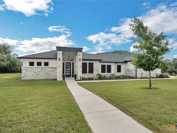 3426 Shoreline Dr, Harker Heights, TX 76548